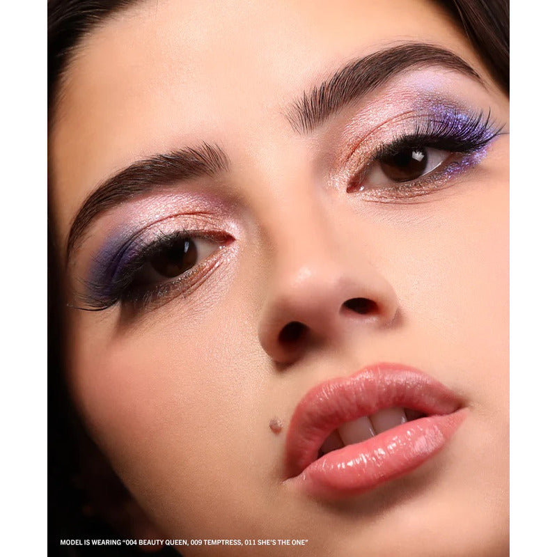 Sombra Holografica En Barra Stellar Glaze Stick Shadow Moira