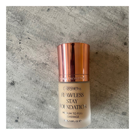 Base Liquida De Maquilllaje Flawless Stay Beauty Creations