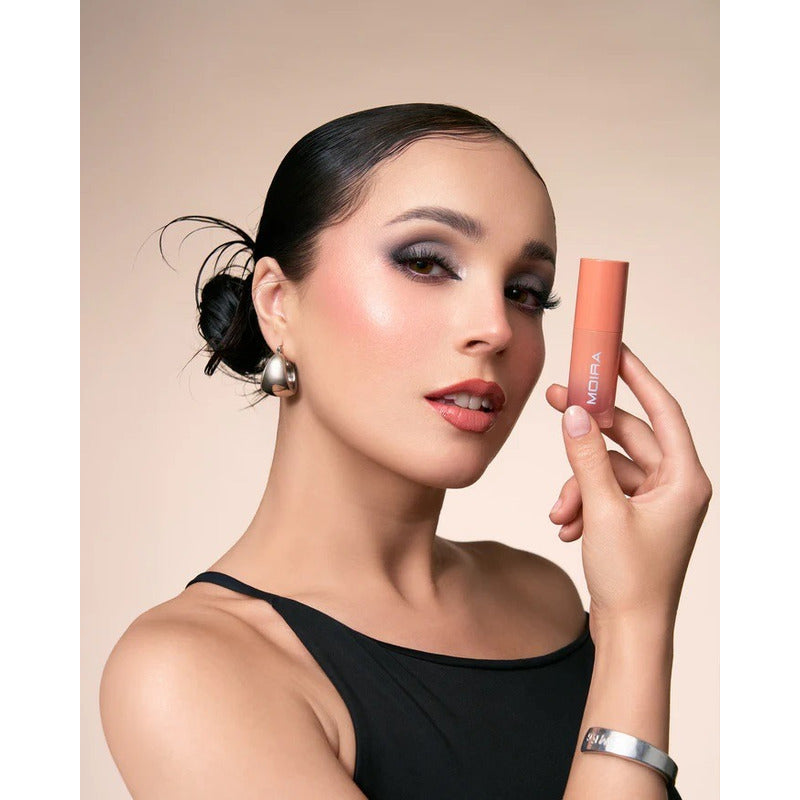 Rubor Liquido Satinado Love Steady Shimmer Blush Moira
