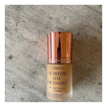 Base Liquida De Maquilllaje Flawless Stay Beauty Creations